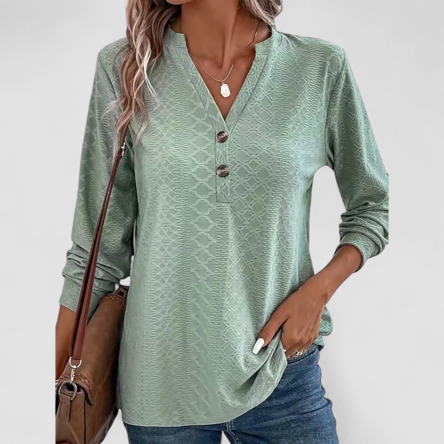 Eastwood and Bloom™ | Ilse – Top with Buttons and Soft Fall