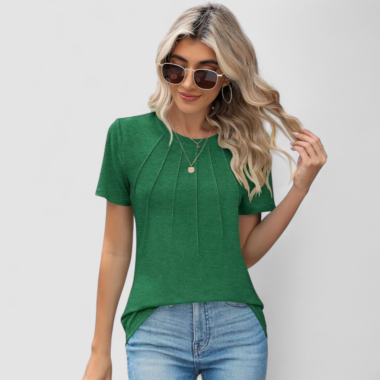 Eastwood and Bloom™ | Noelie – Short-sleeved top with seam details