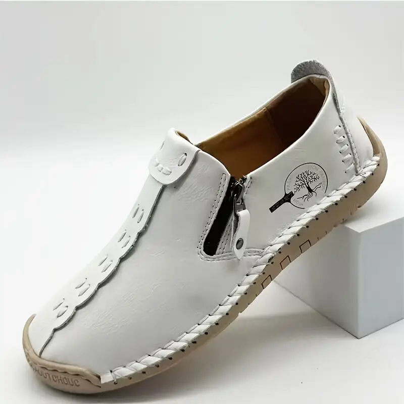 Eastwood and Bloom™ | Aasne – Comfortable and Durable Moccasins