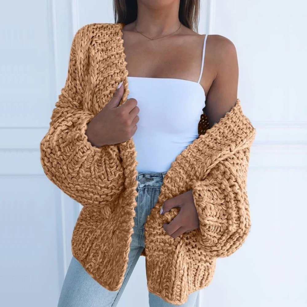 Eastwood and Bloom™  | Eleanor – Chunky Knit Relaxed Cardigan