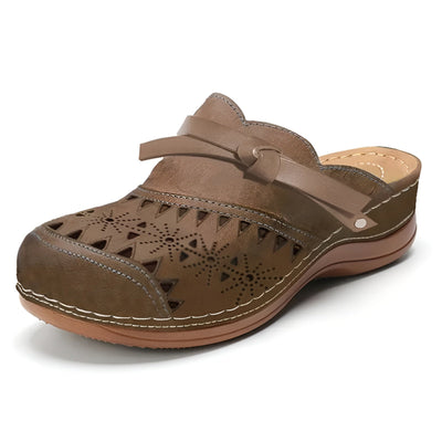 Eastwood and Bloom™ | Majken Comfort Clogs