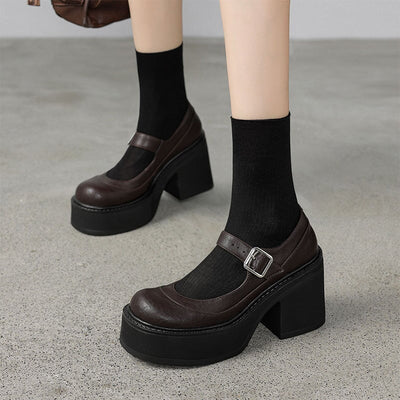 Eastwood and Bloom™ | Pela Leather Pumps