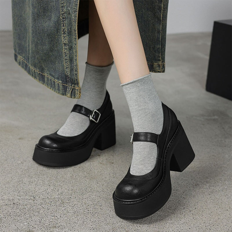 Eastwood and Bloom™ | Pela Leather Pumps