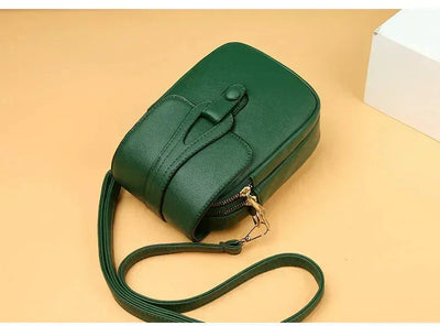 Eastwood and Bloom™ | Retro leather bag
