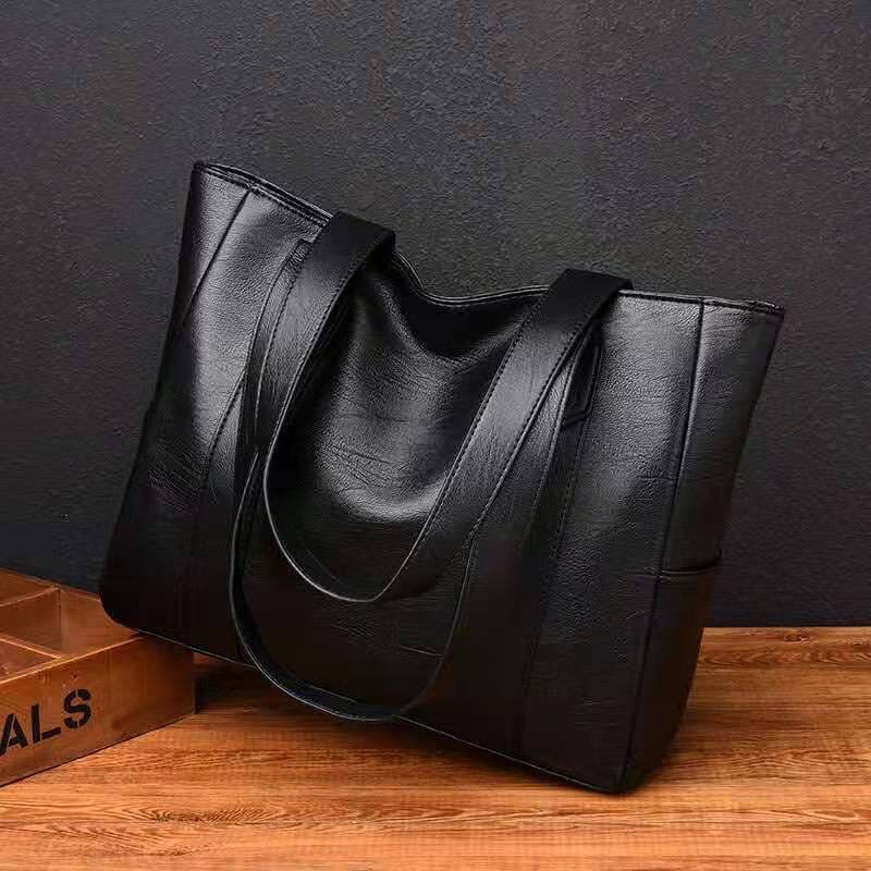 Eastwood and Bloom™ | Shoulder Bag
